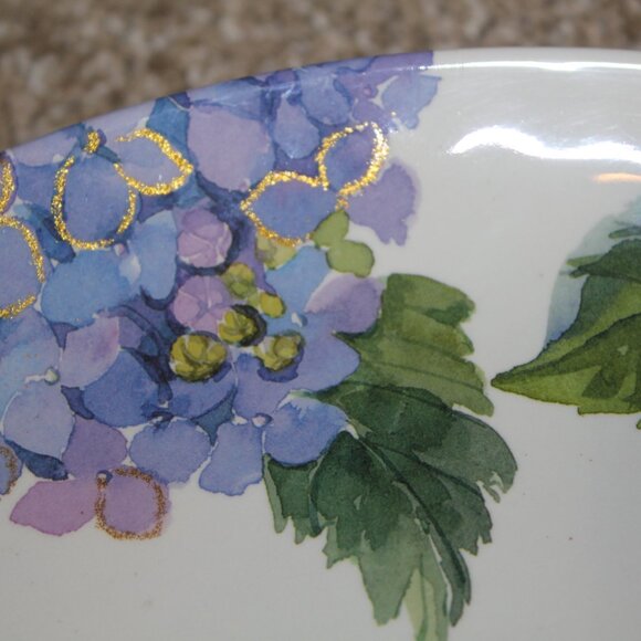 Soho Loft Purple White Hydrangea Flower Set of 4 11" Melamine Dinner Plates NWT - Picture 5 of 6